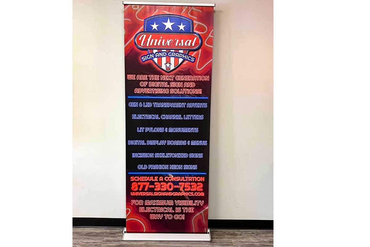 Retractable Banner for Universal Sign and Graphics