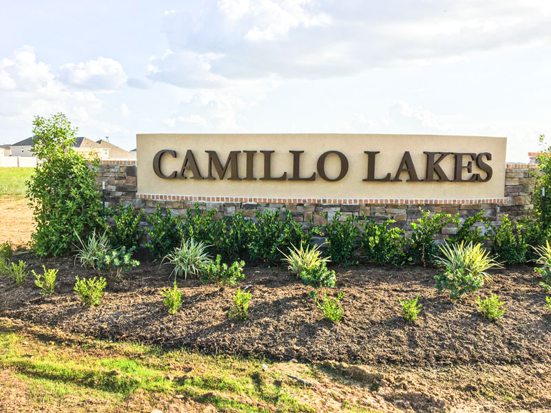 Custom Building Signs-Monument Signage Camilo Lakes