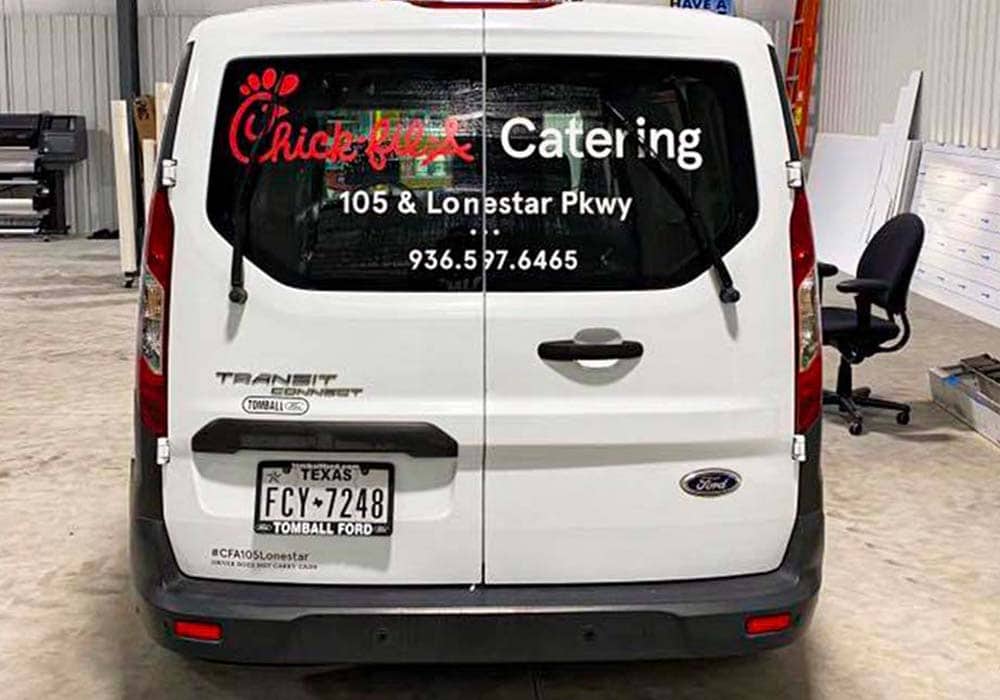 Universal_Sign_and_Graphics_Project_Gallery_Master_1000x700_0077_Chick_Fil-A_Vehicle Wraps & Graphics Van Back View
