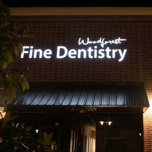 Digital Lighting Program - 3D lighting letters sign for Fine Dentistry image example